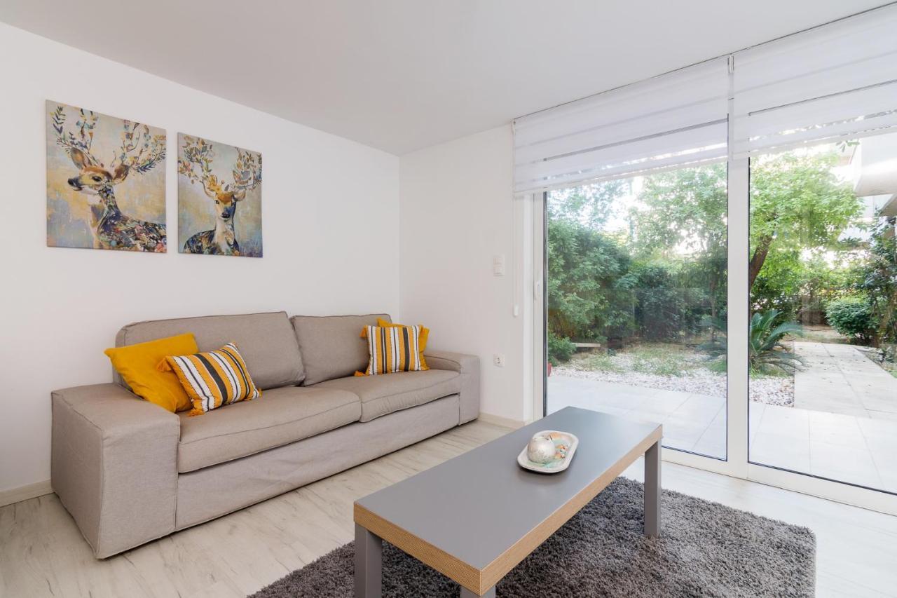 Apartment For 3 Ppl In Varkiza Eksteriør billede